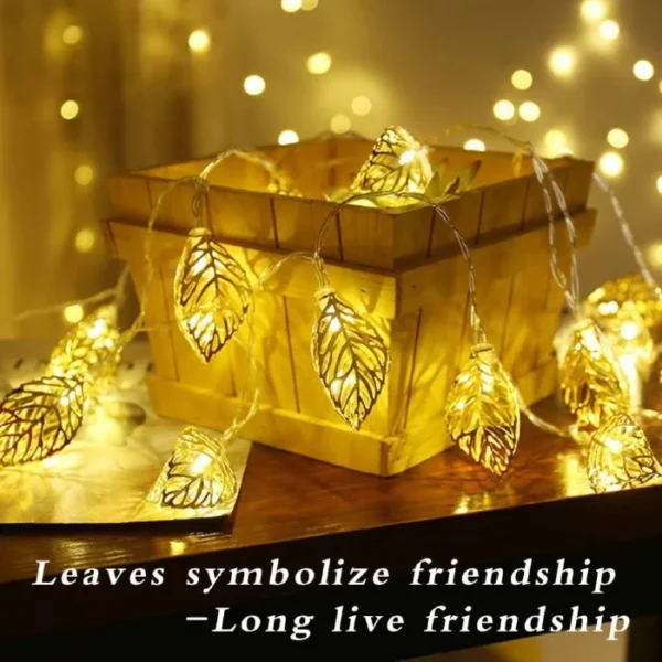 Metal Leaf Light (Golden)